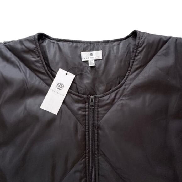 Socialite Black Quilted Front Zip Lightweight Boxy Puffer Vest Plus Size 2X NEW - Picture 8 of 13